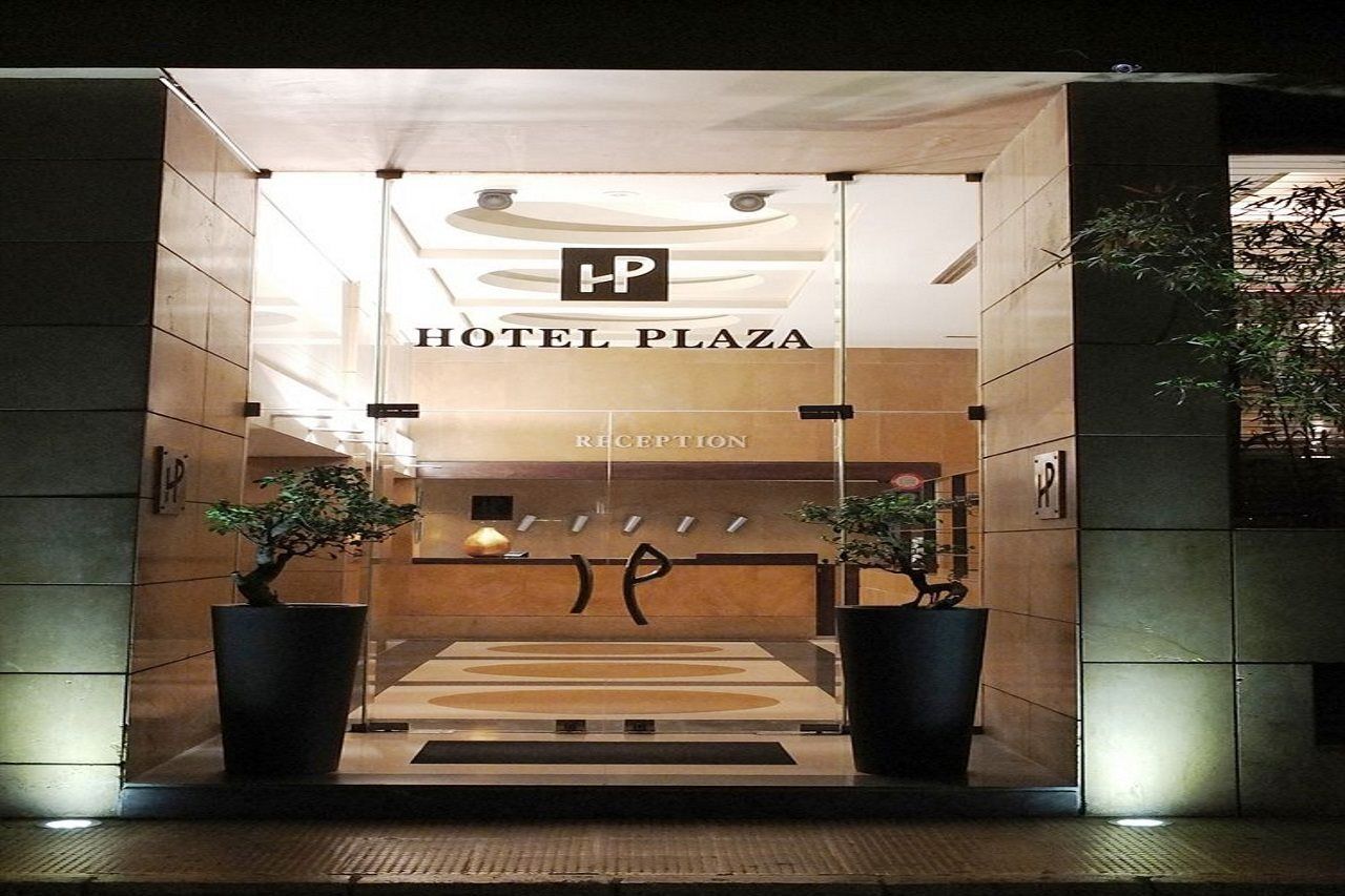Plaza Hotel Бейрут Экстерьер фото